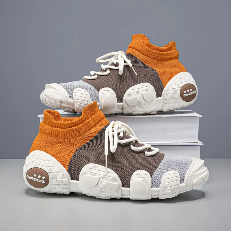 Mingeou Canvas Sneakers